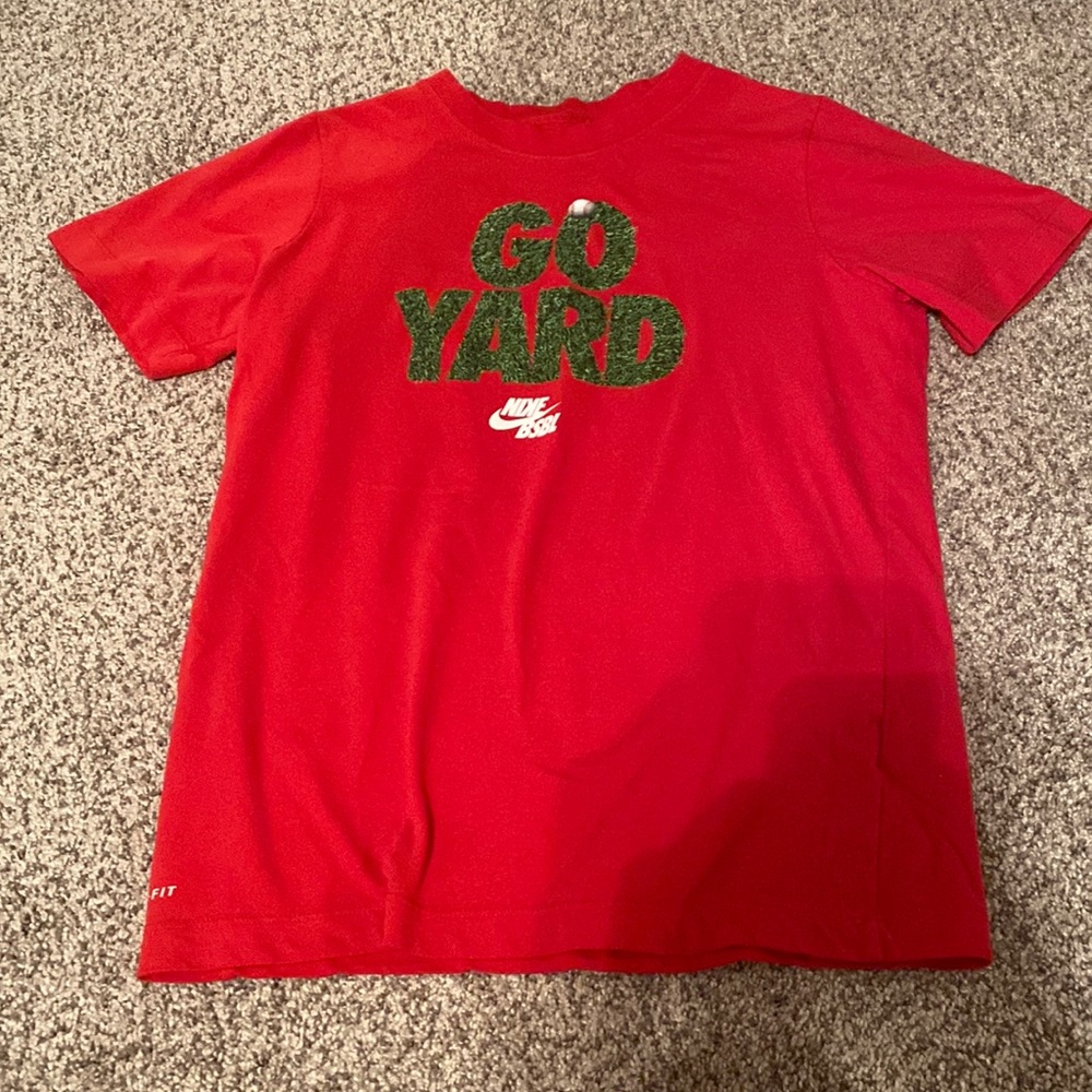 boys nike tshirt